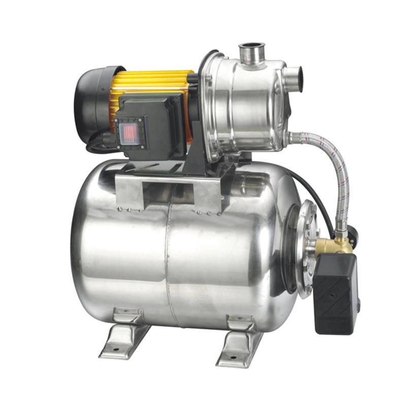 ایستگاه پمپ باغ با مخزن فشار